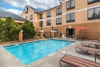 Comfort Inn & Suites Peachtree Corners