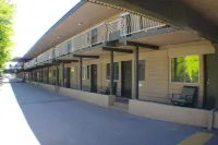 Okanagan Lakefront Resort