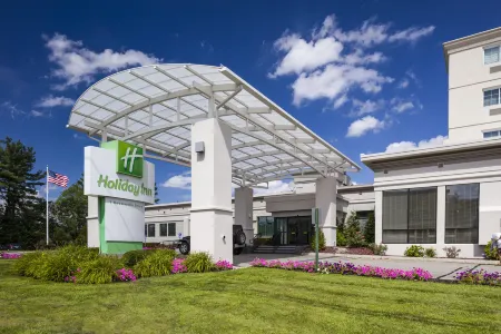 Holiday Inn Salem (I-93 at Exit 2) Отели в г. Сандан