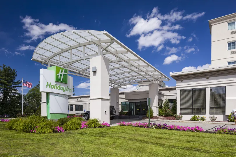 Holiday Inn Salem (I-93 at Exit 2)