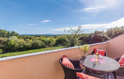 View from Hotel Nice Home in Liznjan with Wifi and 2 Bedrooms Photo