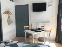 Appartements du Vally - Guingamp Hotels in Ploumagoar