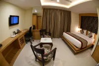 Hotel Grand Rajputana - parking