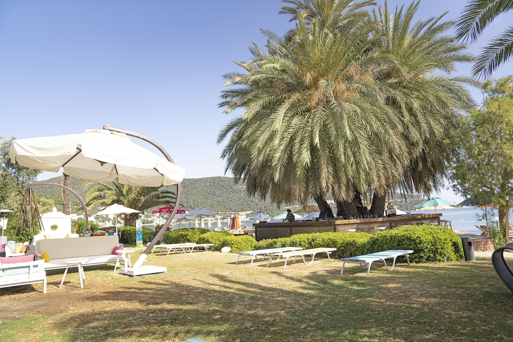 Toka Bodrum Hotel & Beach Club