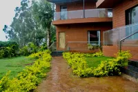 Lotus Farms Resort, Mahableshwar Hotels in Avakali