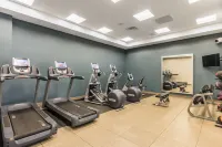Embassy Suites by Hilton Newark Airport - Gym