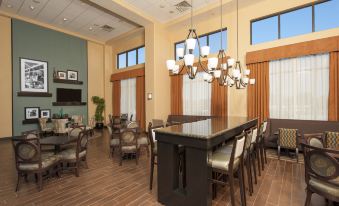 Hampton Inn & Suites Moline-Quad City Int'l Arpt