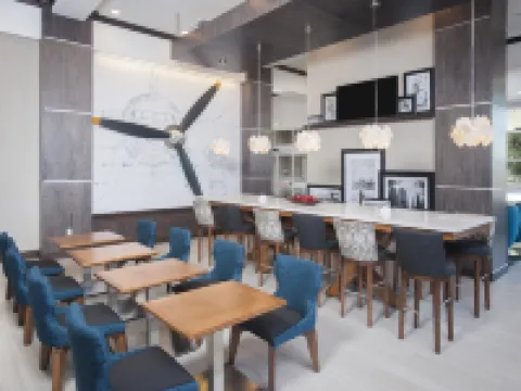 Hampton Inn & Suites LAX El Segundo Hotels in El Segundo