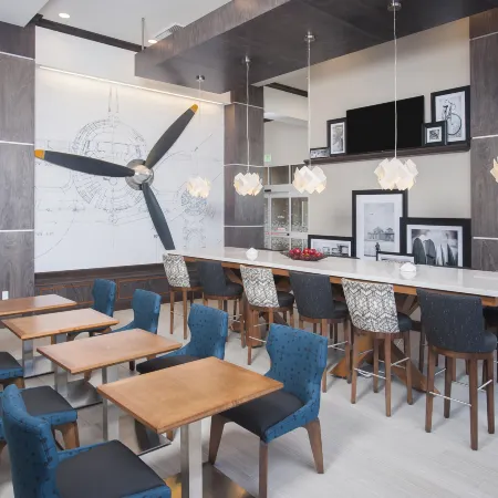 Hampton Inn & Suites LAX El Segundo