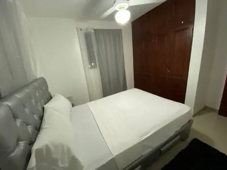 5DR Cozy 3-Bedroom Apartment Santo Domingo Отели рядом с достопримечательностью «Iglesia Evangelica Metodista Libre Vista Bella 3ra»