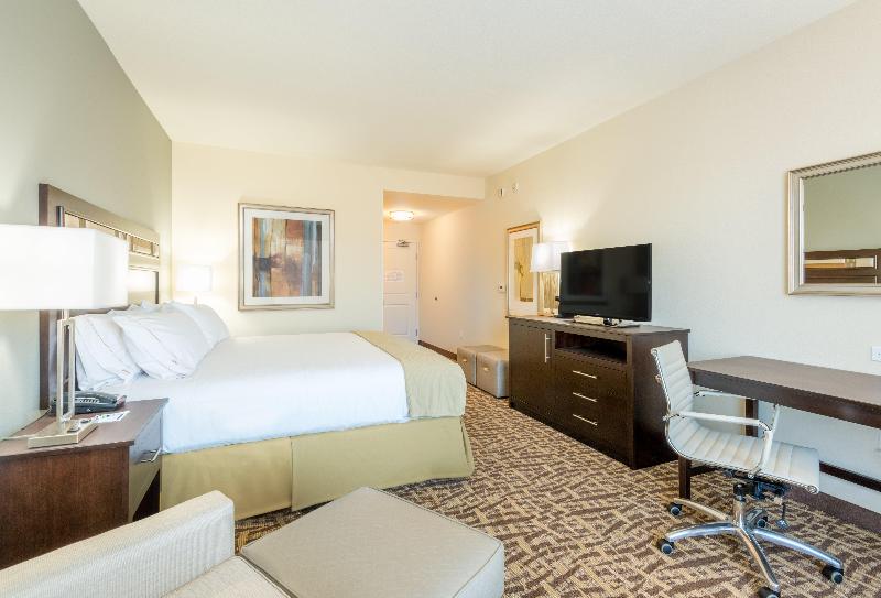 Holiday Inn Express & Suites Denver South - Castle Rock, an Ihg Hotel