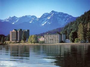 Harrison Hot Springs Resort & Spa