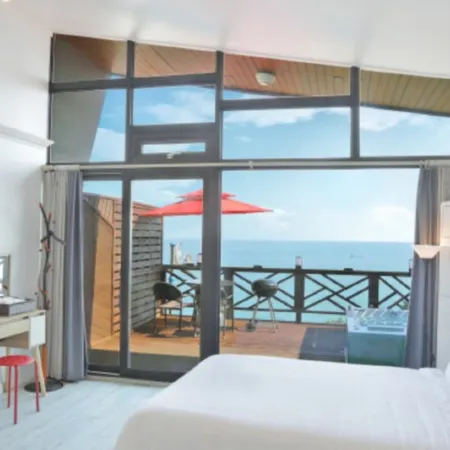 Healing View Pension