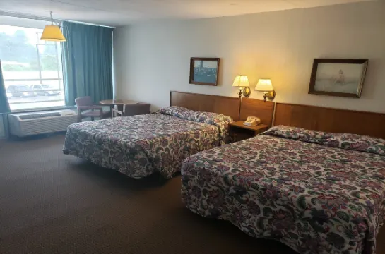 美洲最佳價值酒店 - 斯特恩斯 麥克雷里縣酒店