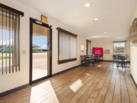 Red Roof Inn Santee Hotels in Santee