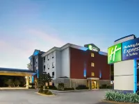 ホリデイ イン エクスプレス ペンサコーラ ウェスト - ネイビー ベース by IHG ザ・ムーアズ周辺のホテル