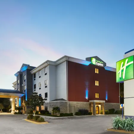 Holiday Inn Express & Suites PENSACOLA WEST-NAVY BASE by IHG