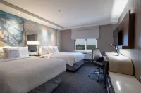 Courtyard New York Queens/Fresh Meadows Hotels near T.J. Maxx