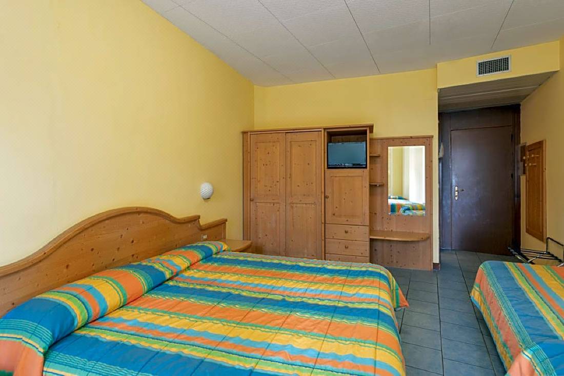 Hotel Marco Polo-Garda Updated 2022 Room Price-Reviews & Deals | Trip.com