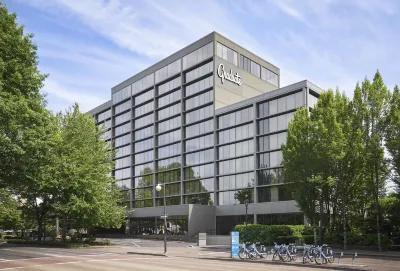 Graduate by Hilton Eugene Hotel dekat Peterson Hall