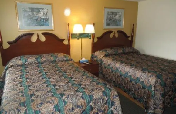 沃特金斯格倫經濟型旅館