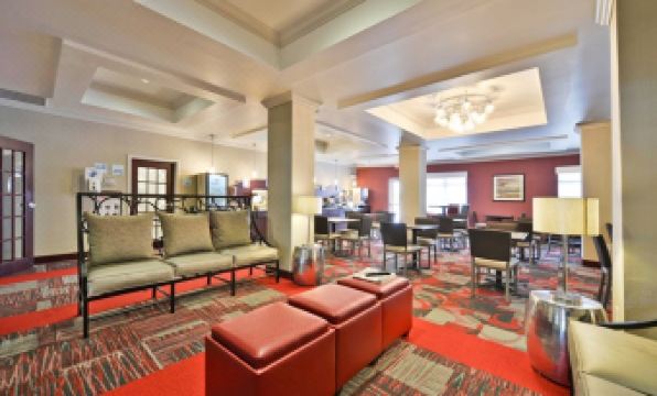 Holiday Inn Express & Suites UTICA by IHG