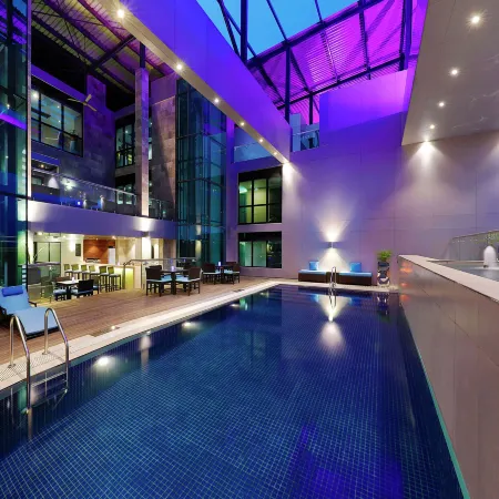 Legend Hotel Lagos Airport, Curio Collection by Hilton