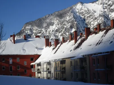 Fur Bis zu 2 Personen Mit Sprudelwanne Hotels near Schloss Leopoldstein
