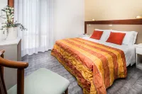 Hotel Bettina Hotel in zona Lido di Jesolo Autostazione/Busbahnhof