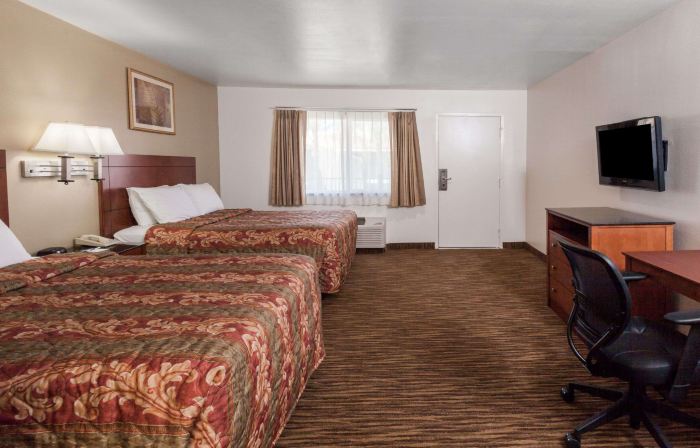 Travelodge by Wyndham Hemet CA