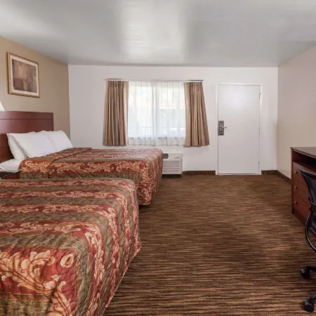 Travelodge by Wyndham Hemet CA