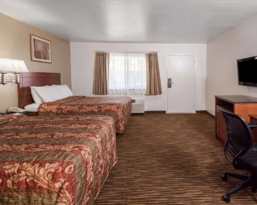 Travelodge by Wyndham Hemet CA Hotels in Hemet