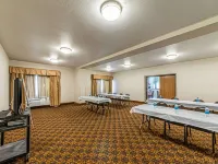 Quality Suites San Antonio Brooks City Base Hotels near Espada Park