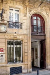 Hotéis UNIQLO-BORDEAUX em Bordeaux - Reservas | Trip.com