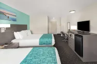 Howard Johnson by Wyndham Gananoque Hotels in Gananoque