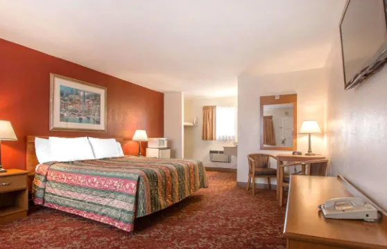 弗布魯克市中心羅德威酒店