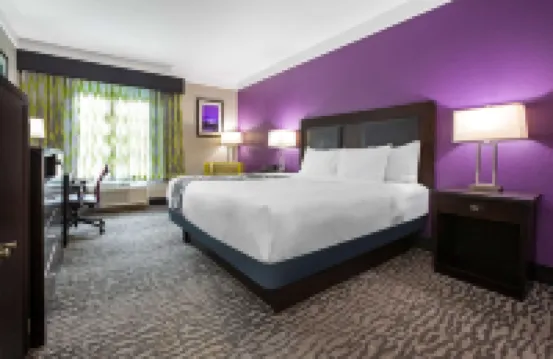 La Quinta Inn & Suites by Wyndham Pearland - Houston South