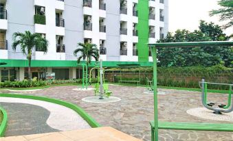 Apartment Green Lake View Ciputat by Celebrity Room