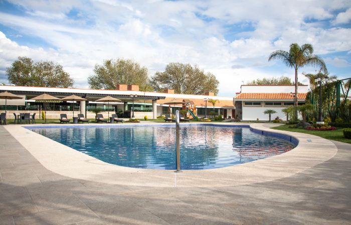 Hotel Ecce Inn & Spa