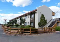 Grand Canyon Inn and Motel - South Rim Entrance - Baarit