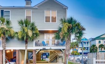 An Amazing Surfside Beach Escape