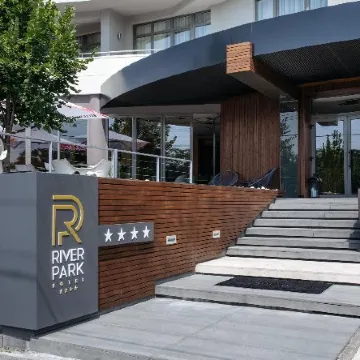 Hotel River Park Отели рядом с достопримечательностью «Арена «Клуж»»