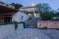 Guest House Kiko Hotel a 