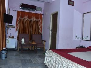 Hotel Sambit Palace