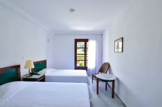 คาลิดอน บีช โฮเทล โรงแรมใน