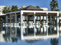 Pelagos Suites Hotel & Spa - parking