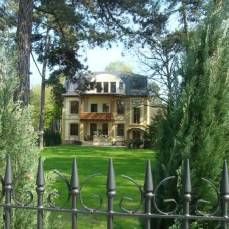Residenz Villa Kult Отели рядом с достопримечательностью «Лихтерфельде»