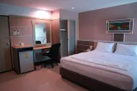 Phetlada Pavilion & Resort Hotels in Mueang Lop Buri District