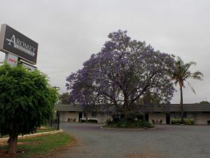 Aromet Motor Inn