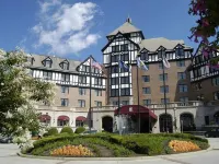 The Hotel Roanoke & Conference Center, Curio Collection by Hilton